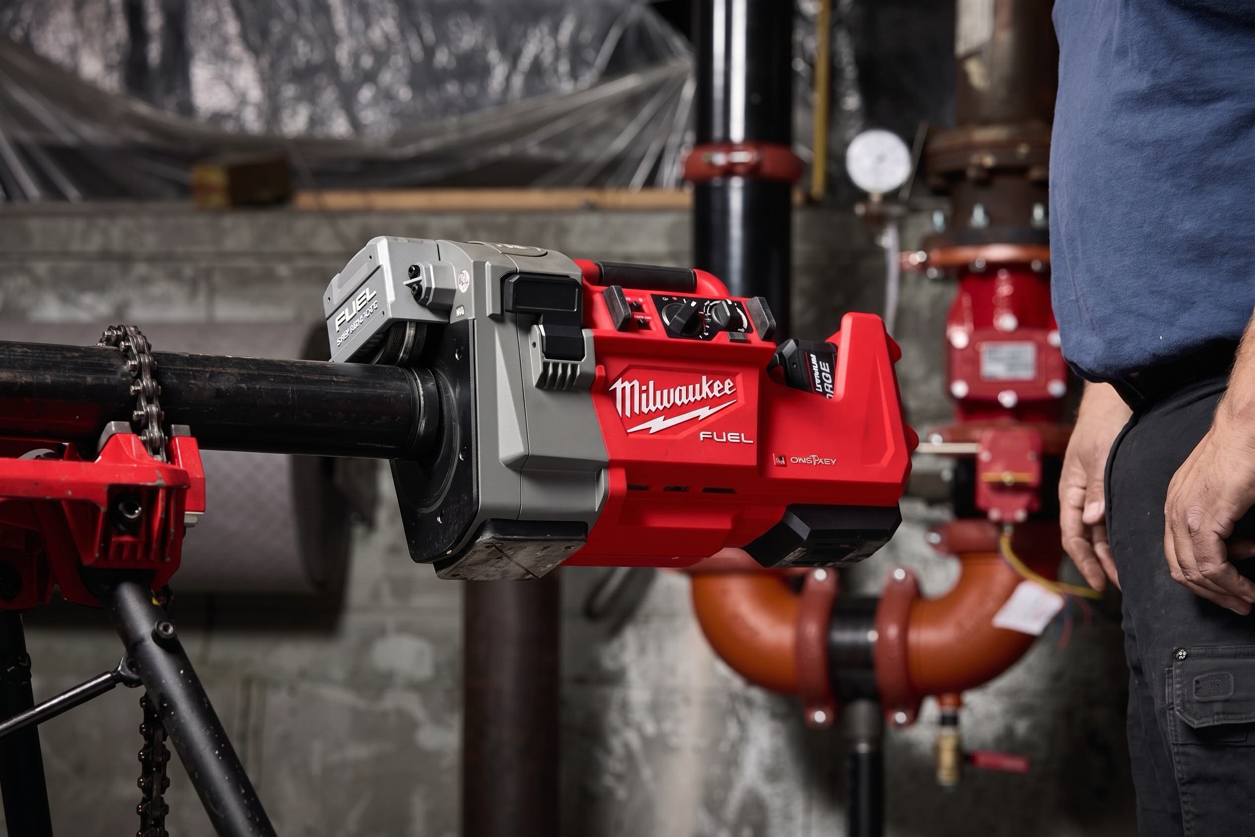 Комплект Milwaukee M18 FUEL Roll Groover