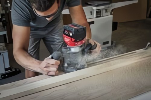 Делайте чистые и точные пропилы с новым кромочным фрезером M18 FUEL™ от Milwaukee Tools