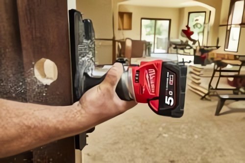 Делайте чистые и точные пропилы с новым кромочным фрезером M18 FUEL™ от Milwaukee Tools