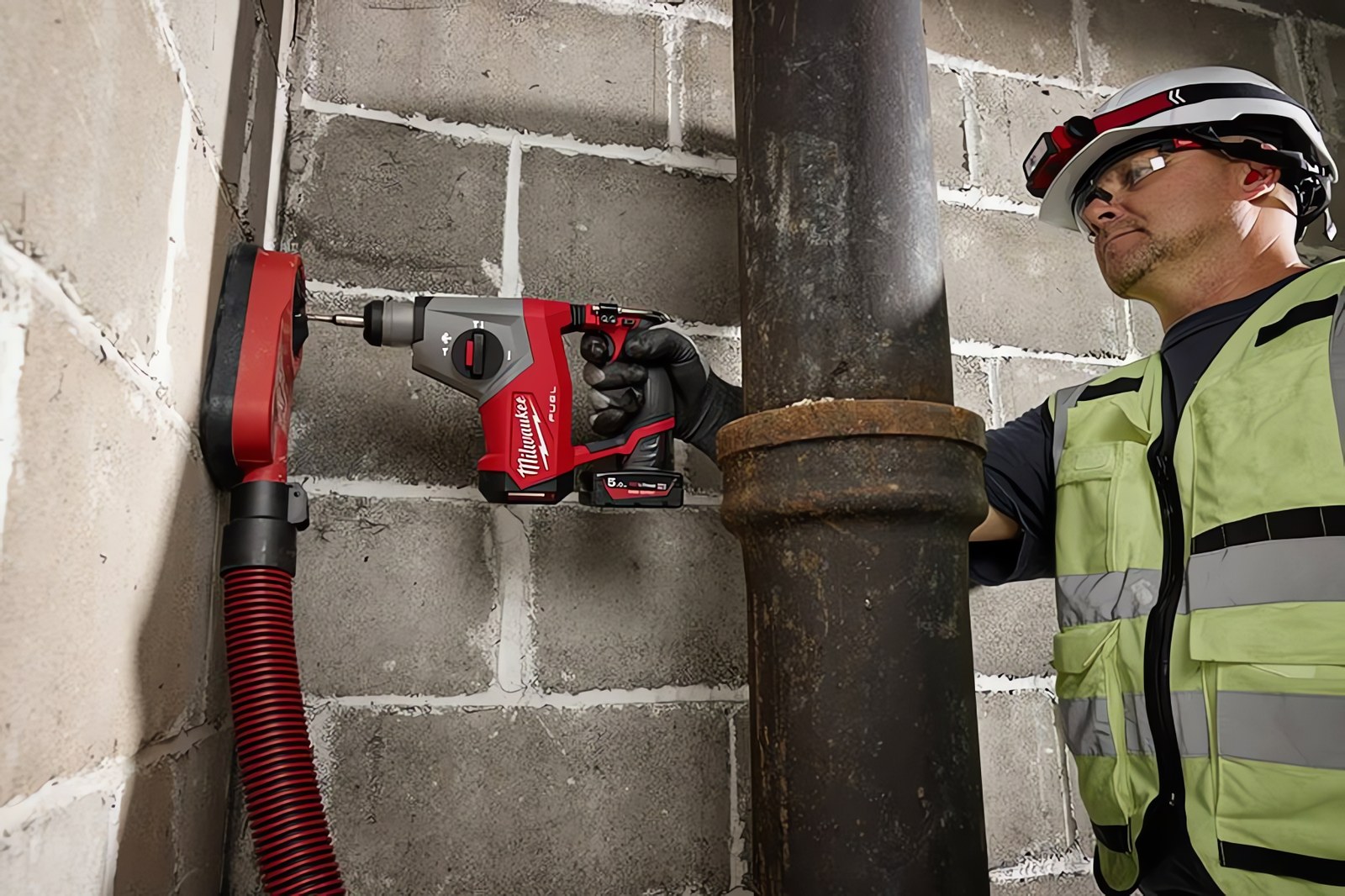 MILWAUKEE® M12 FUEL™ компактный перфоратор SDS-Plus 16 мм