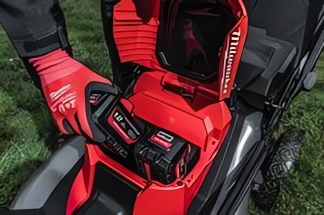 MILWAUKEE® представляет долгожданную газонокосилку M18 FUEL™