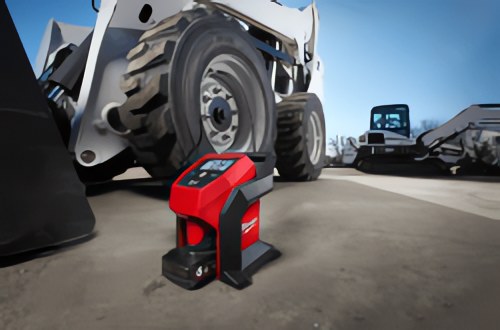 Milwaukee® представляет M12™ BI — самый быстрый аккумуляторный насос для шин: подкачать автомобильное колесо менее чем за 1 минуту!*