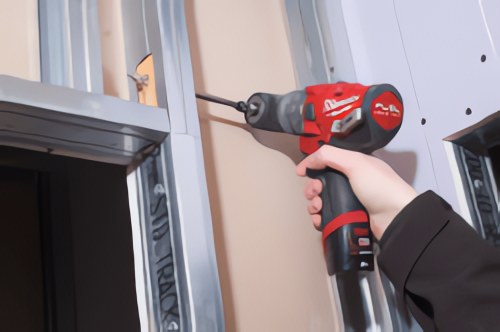 Milwaukee® представляет M12™ FPDX — высокопроизводительную компактную систему 6-в-1 с ударной дрелью для максимальной универсальности