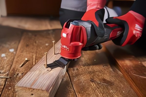 MILWAUKEE® представляет самый быстрый и маловибрационный многофункциональный инструмент 12 В