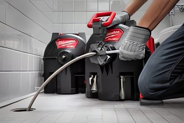 MILWAUKEE® представляет узел CABLE DRIVE для секционной барабанной системы M18 FUEL™ SWITCH PACK™
