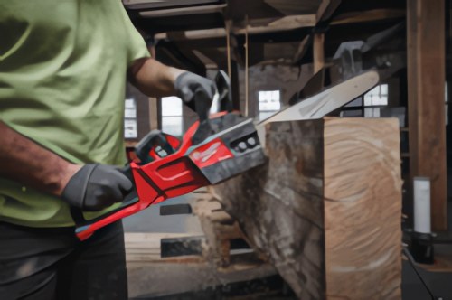 Следующий прорыв уже здесь: M18 FUEL™ Chainsaw легко справляется с твёрдыми породами древесины